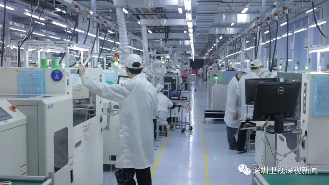 十八屆中央政治局常委與中外記者見面會(huì)_共產(chǎn)黨員網(wǎng)